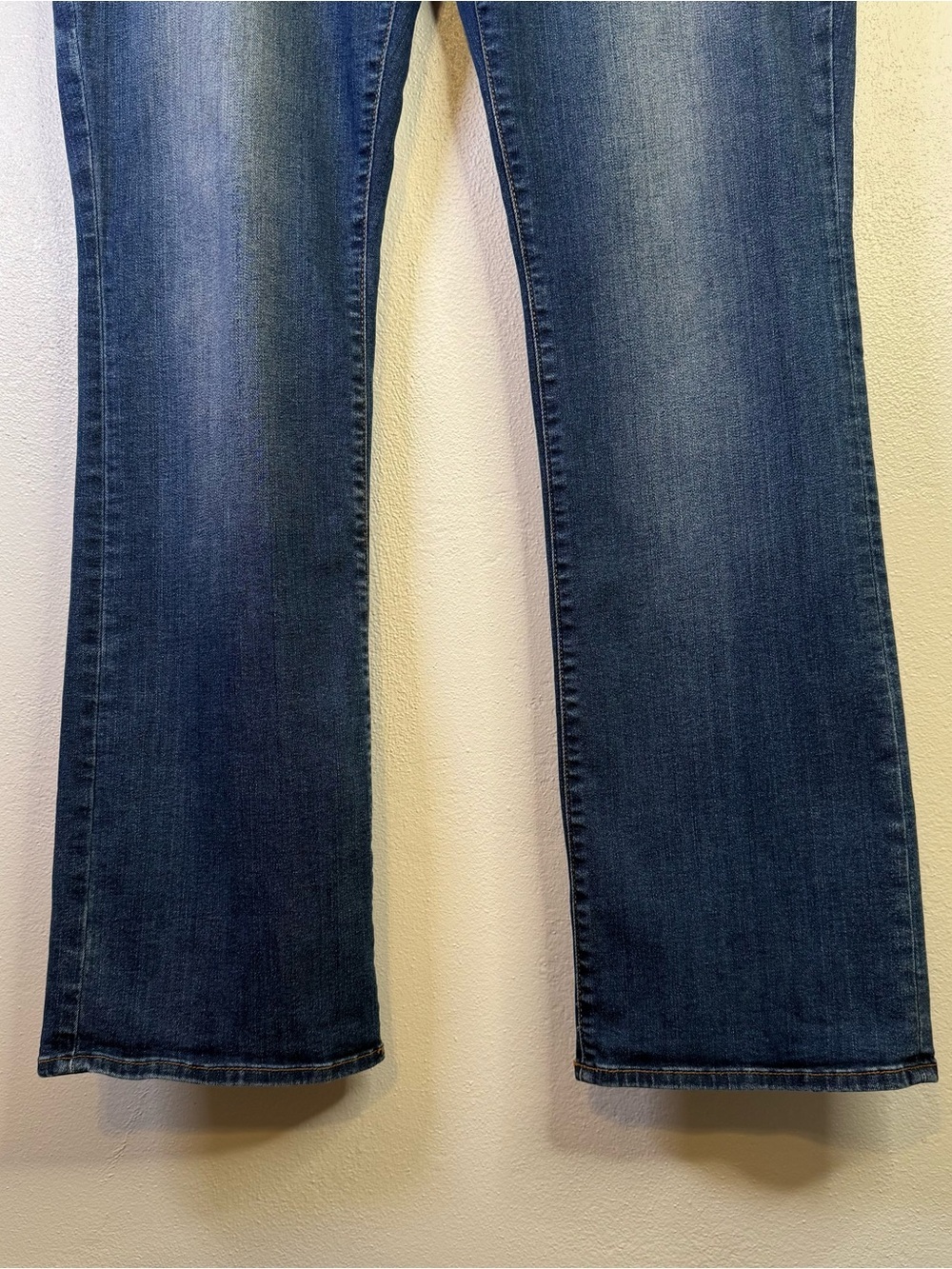 Kut from the Kloth Womens Boot Cut Cotton Denim Jeans Medium Blue Wash Size 16W - Picture 5 of 16